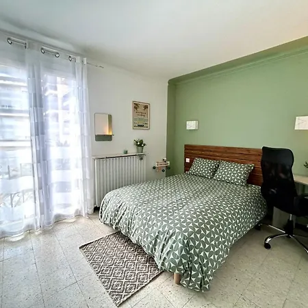A 15mn Des Plages, Beau Duplex A Apartment *