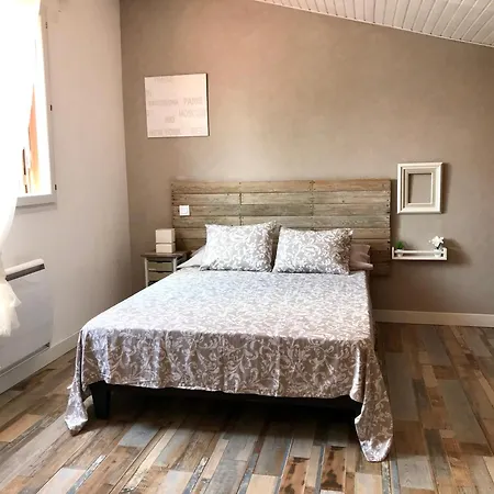 Apartment A 15mn Des Plages, Beau Duplex A